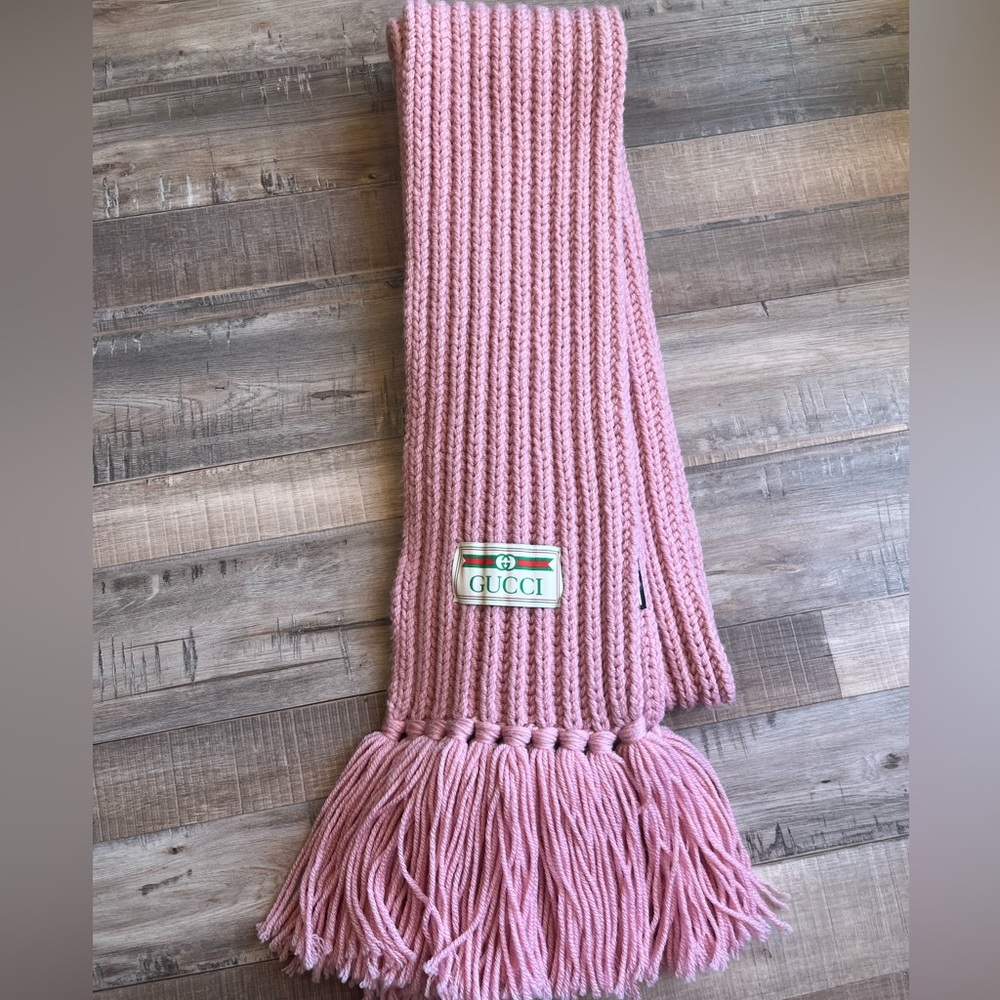 EUC Authentic Gucci Scarf